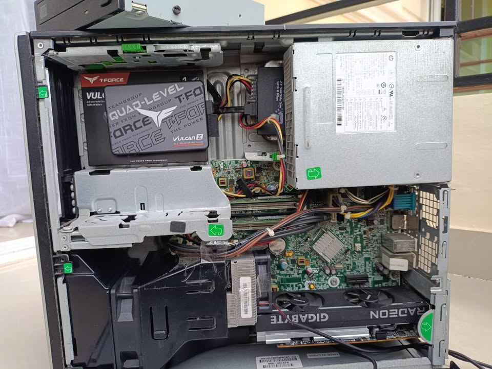 computadoras y laptops -  PC gamer de oficina (NEGOCIABLE) 1