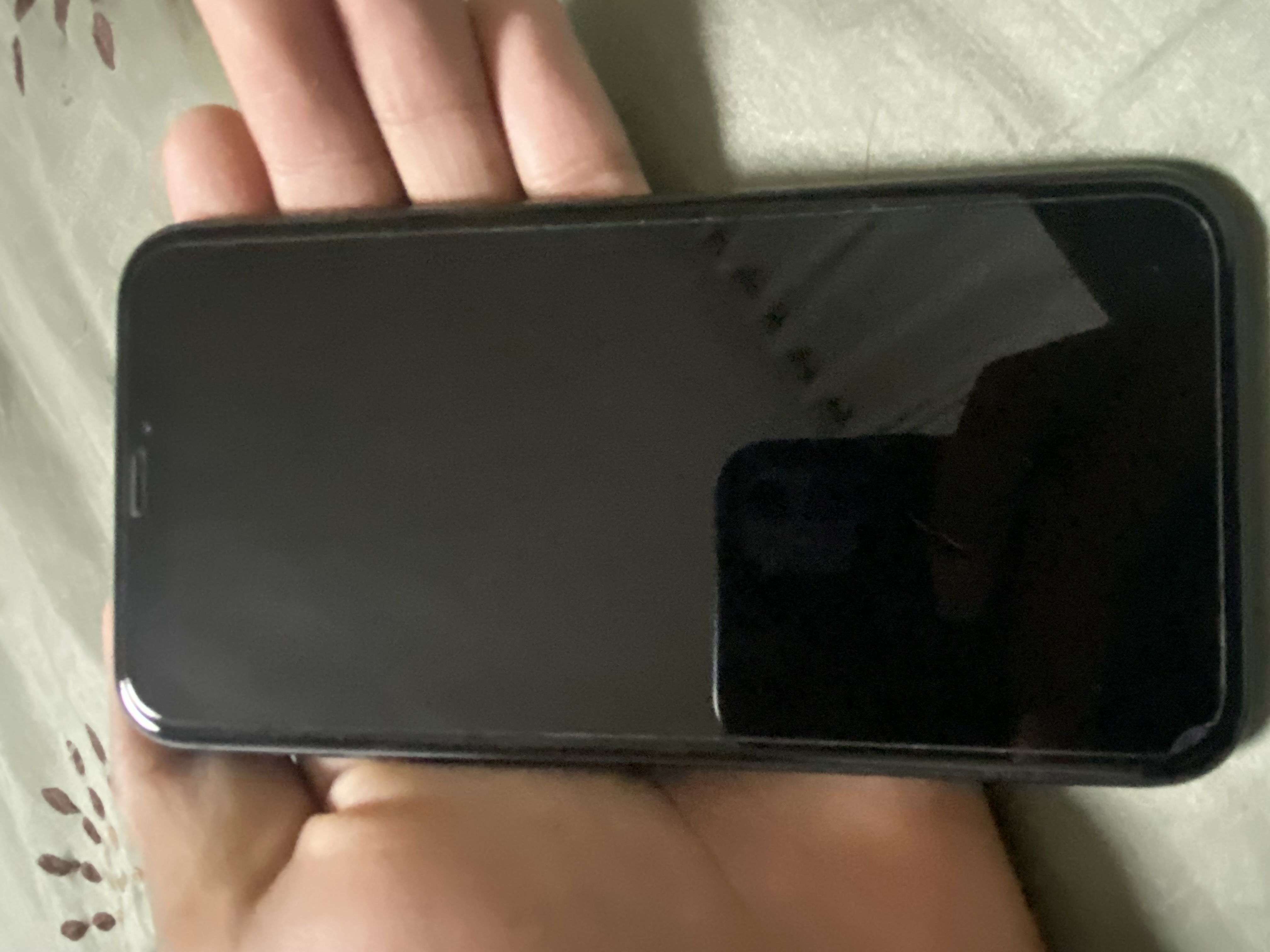 celulares y tabletas - Celular IPhone 11, negro, 64 GB, Desbloqueado de fábrica. 1