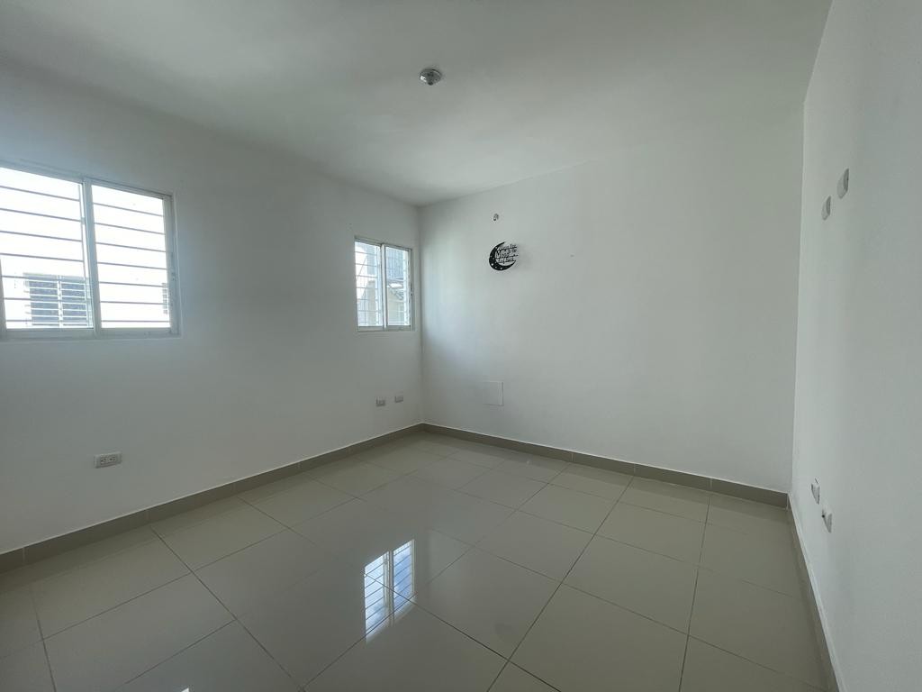 apartamentos - Apartamento 3er Nivel con Piscina en Gurabo 9