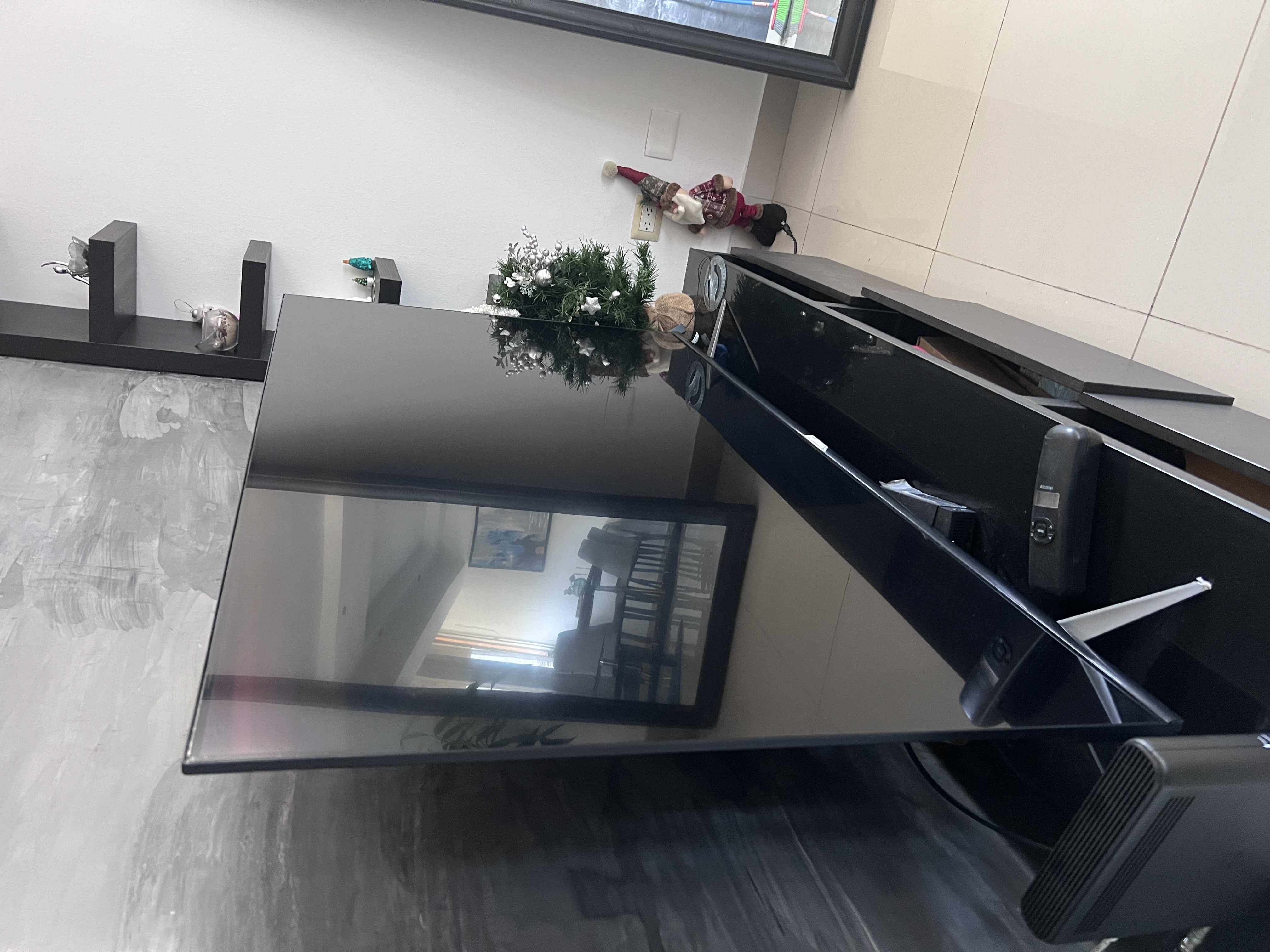 electrodomesticos - TV de 65” Tecnomaster  1