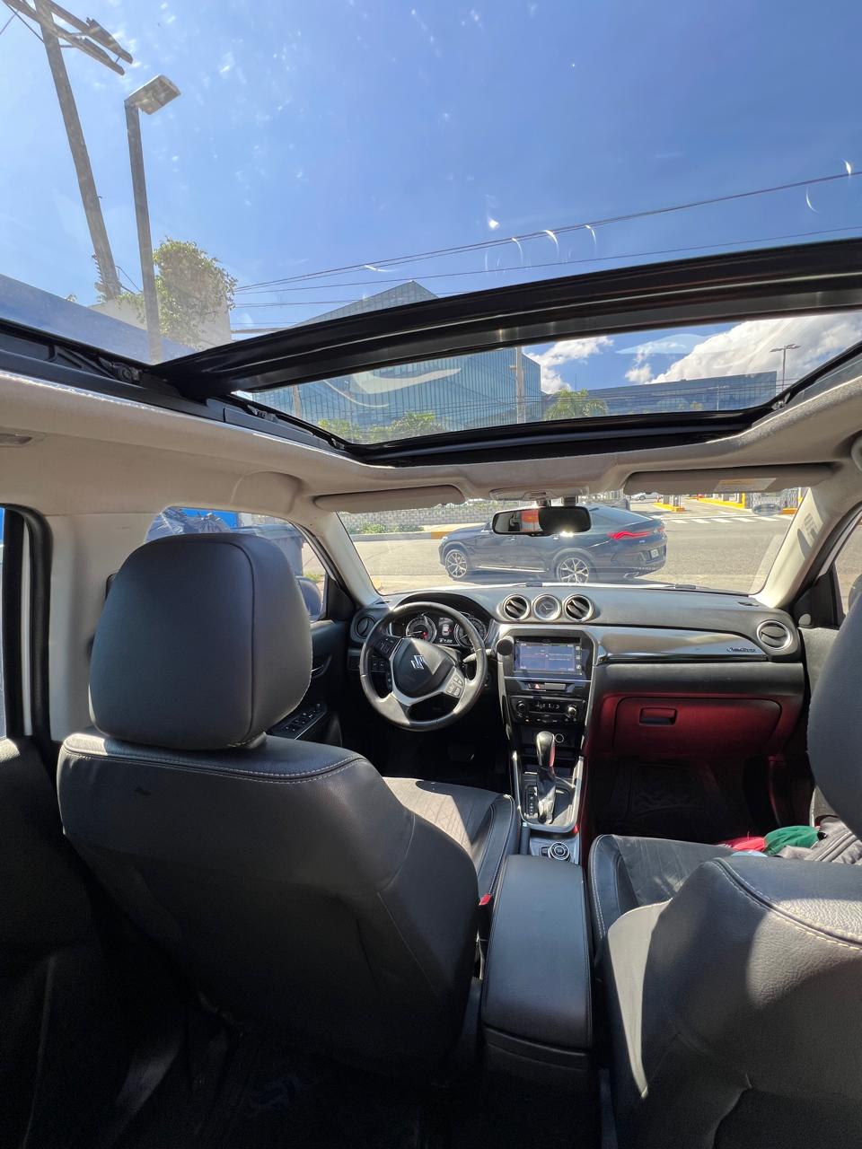 carros - Suzuki Vitara 2019 Blanca en excelente estado 2