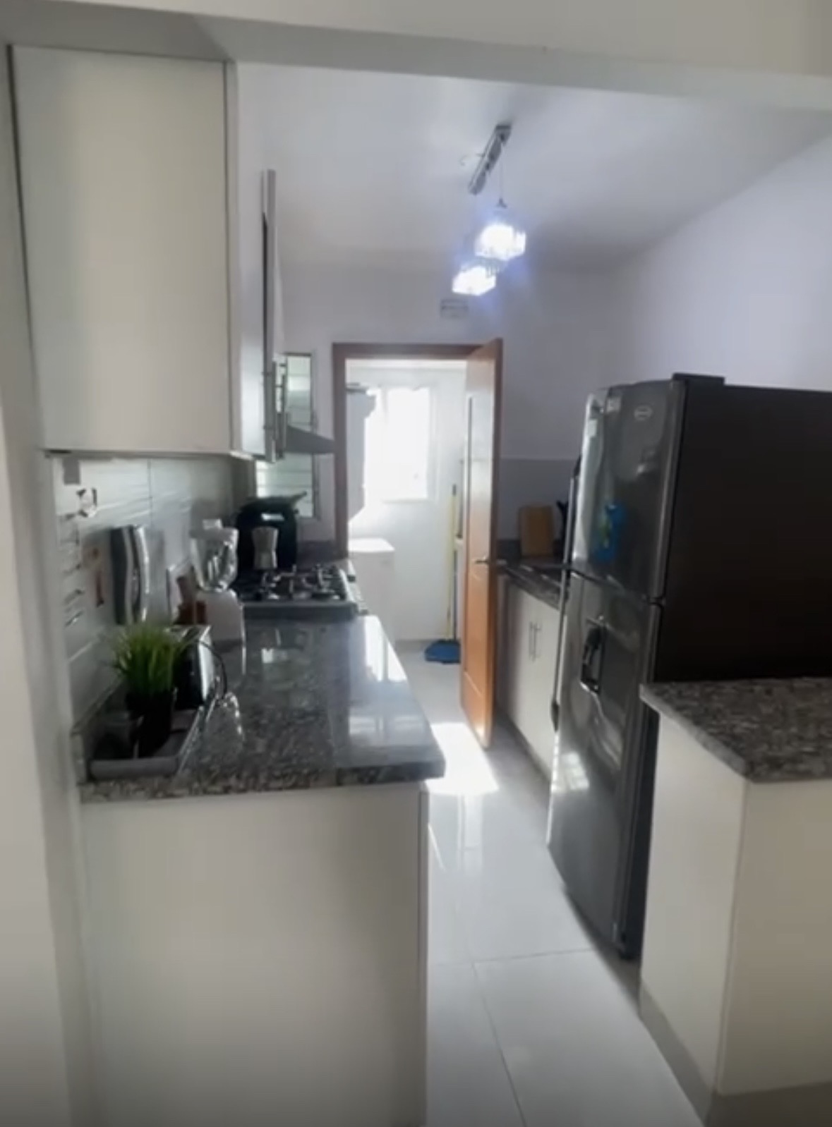 apartamentos - 🛑se alquila excelente apartamento amoblado 
 3