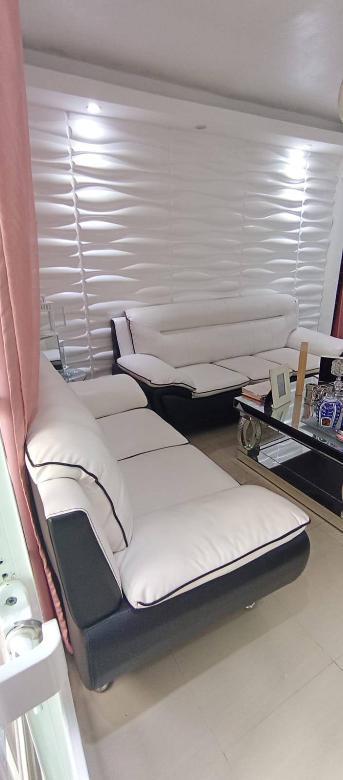 muebles y colchones - JUEGO DE MUEBLES BLANCO CON NEGRO 0