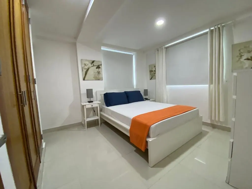 apartamentos - Apartamento Amueblado venta Serralles 1 habitacion 3