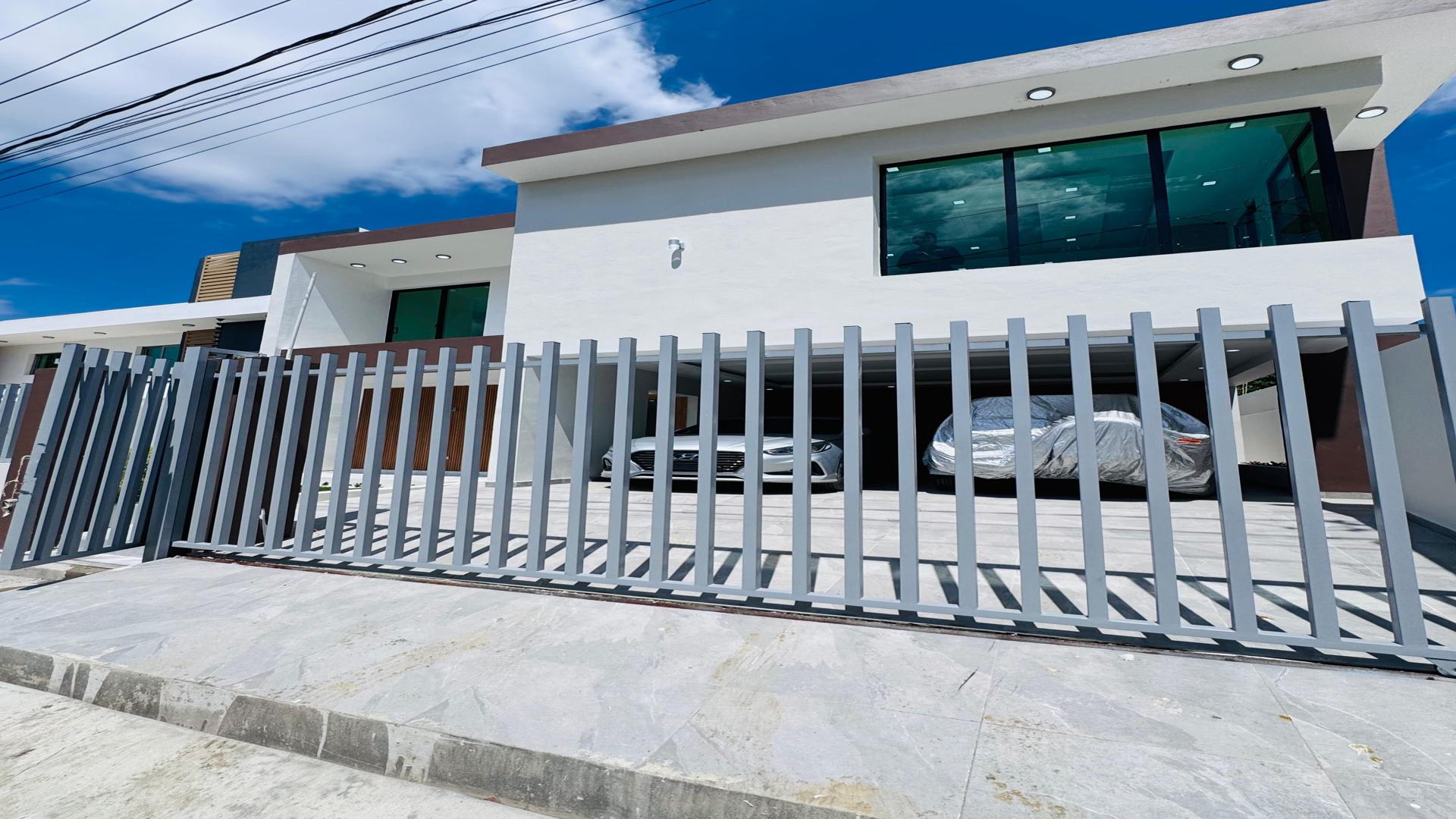 casas - CASA EN VENTA EN CARR. LICEY, SANTIAGO.