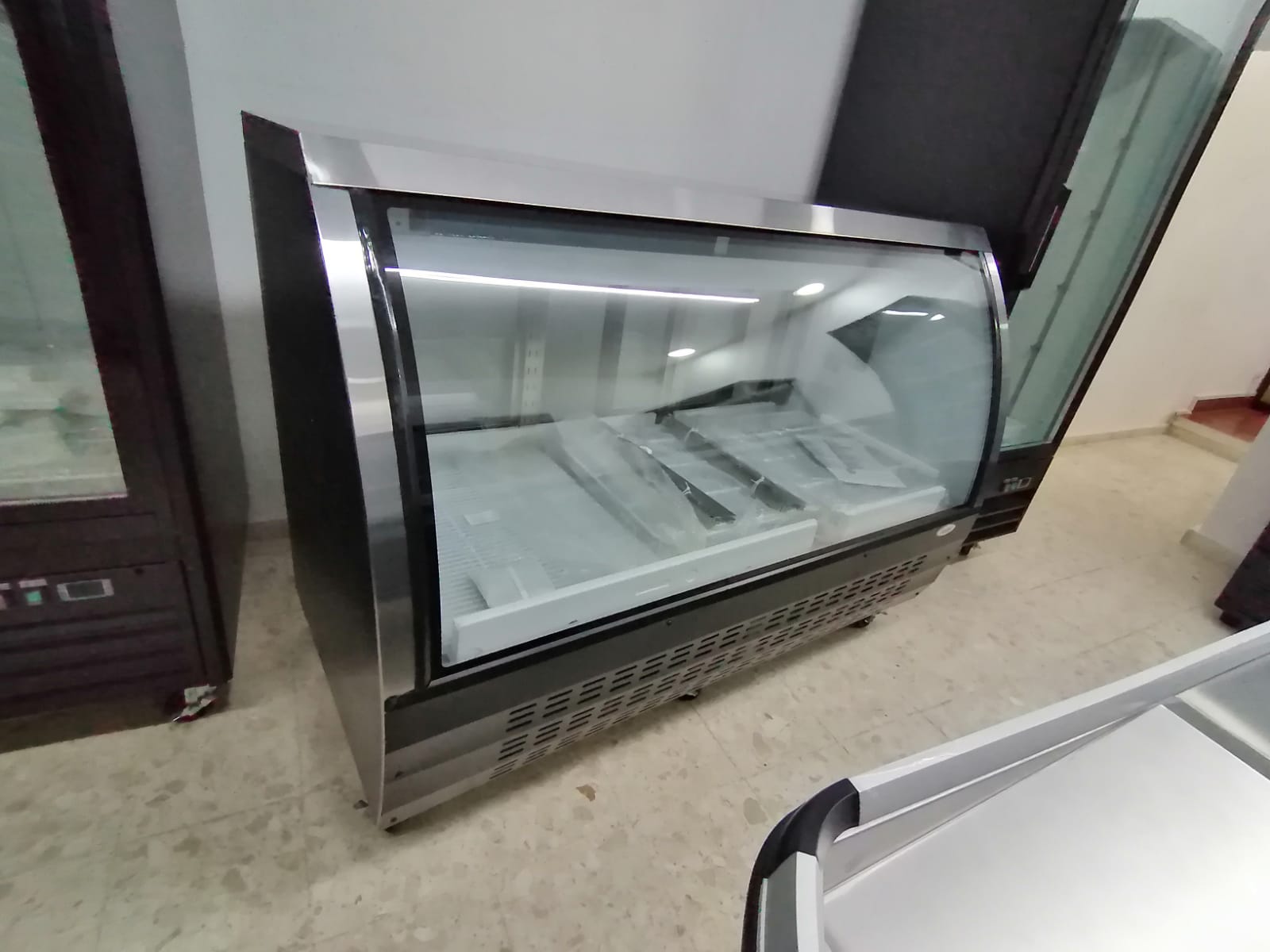 equipos profesionales - Freezer exhibidores comerciales 2