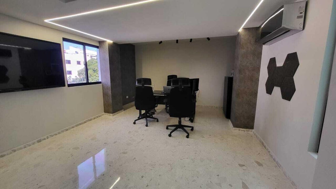 oficinas y locales comerciales - Oficina en alquiler en El Millón  1