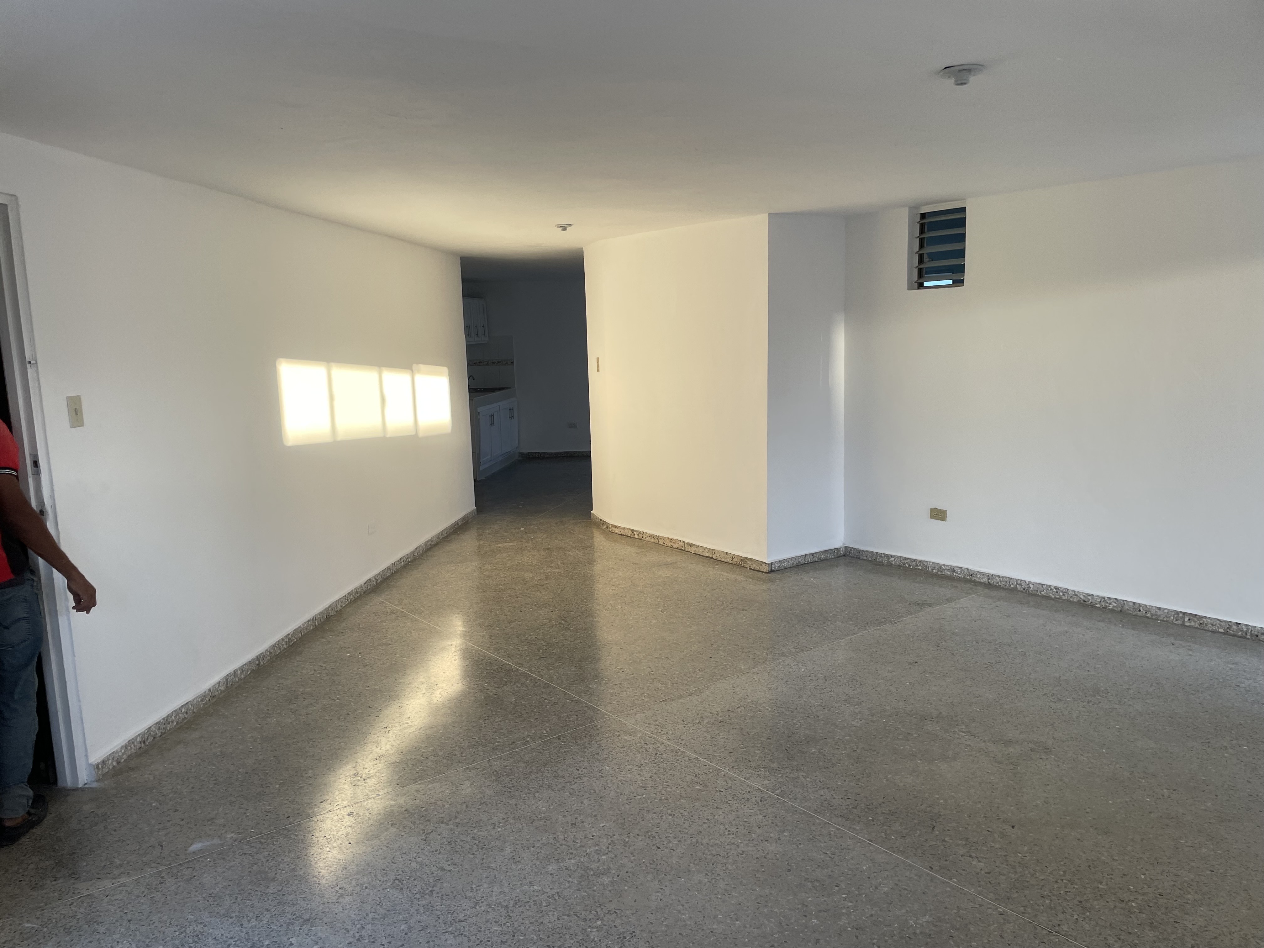 apartamentos - Sector Renacimiento, excelente ubicación. detrás del ministerio de Defensa 