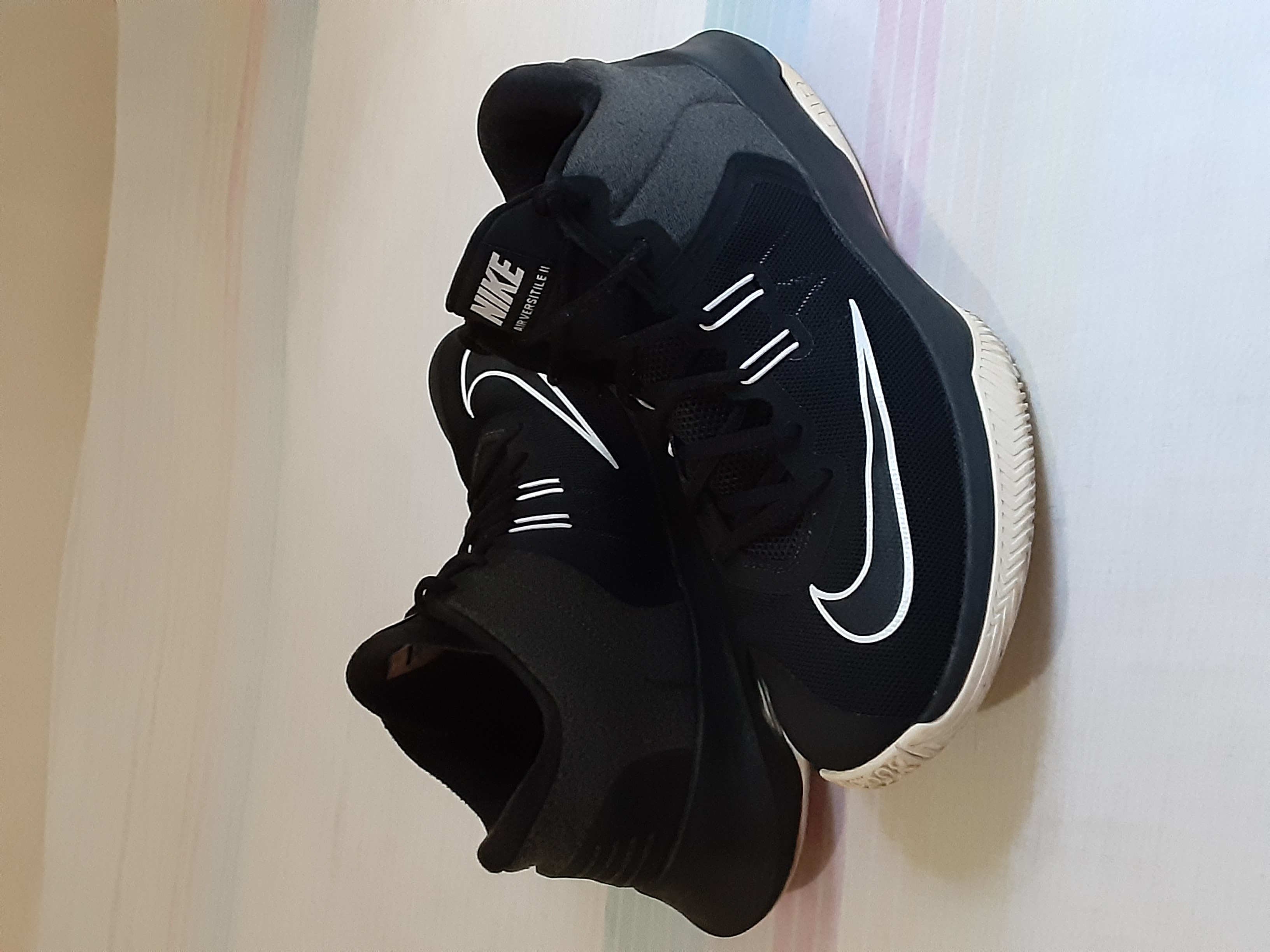 zapatos para hombre - Tenis NIKE  para hombre.   Size: US 10.5   / EUR 44.5 0