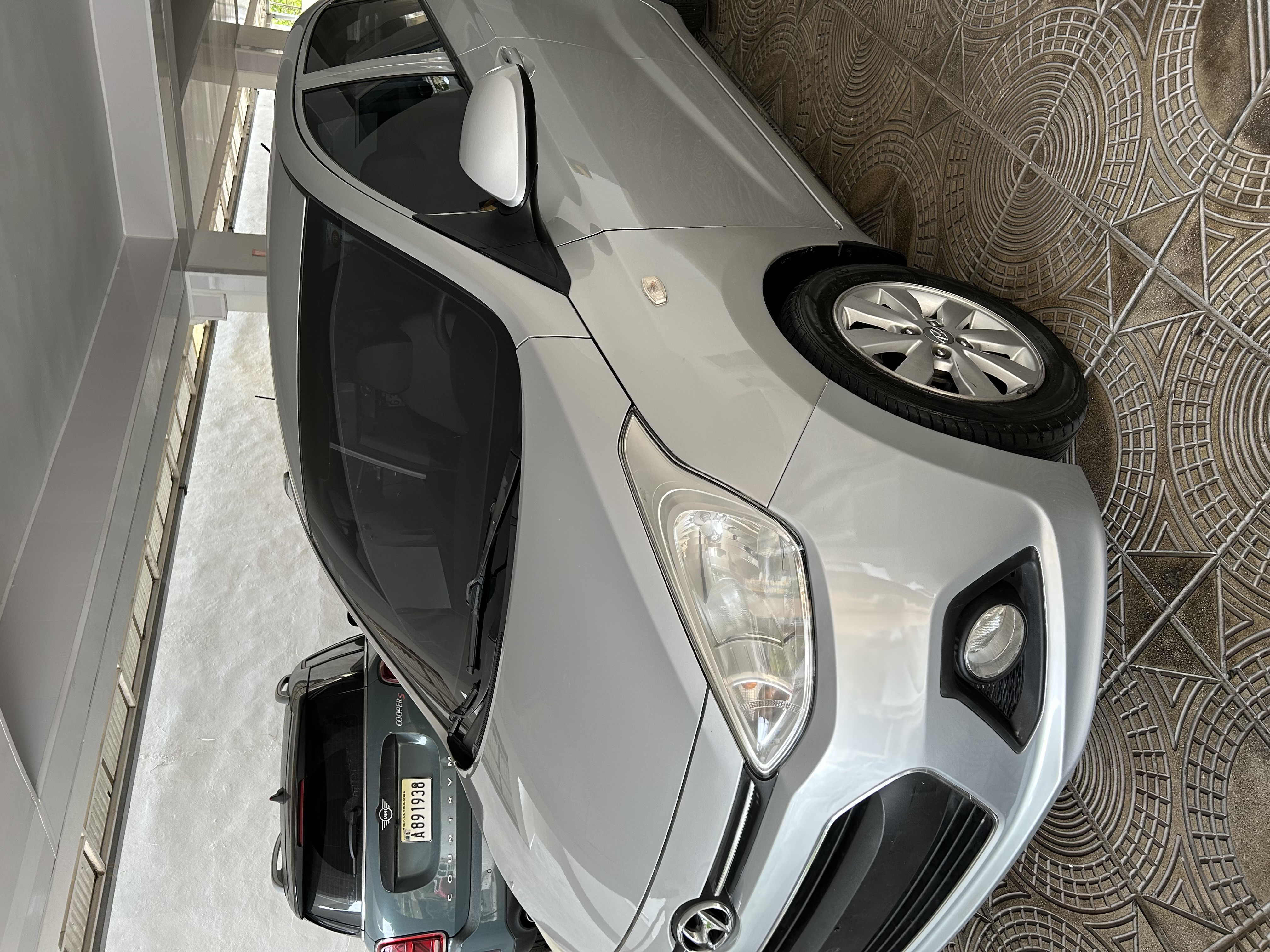carros - Hyundai Grand i10 2016 - excelente condiciones