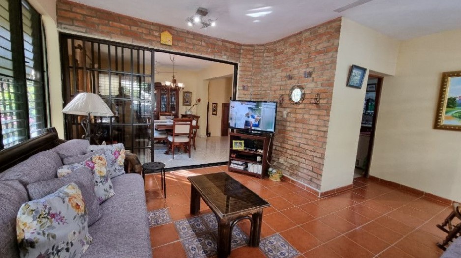 casas - Casa en Venta en Arroyo hondo III 2