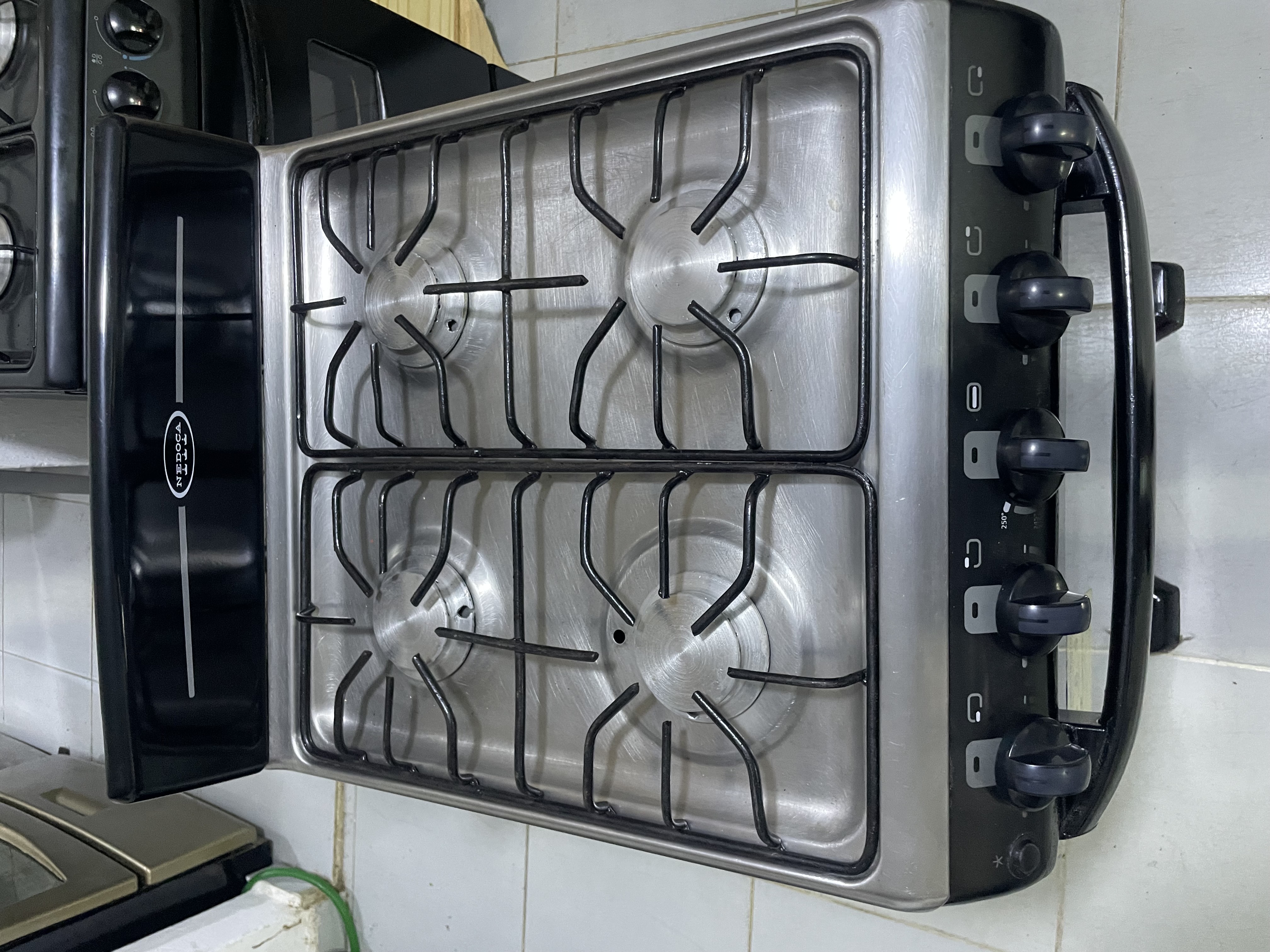 electrodomesticos - Estufa importada semi nueva de 20 pulgadas Nedoca con garantía  6