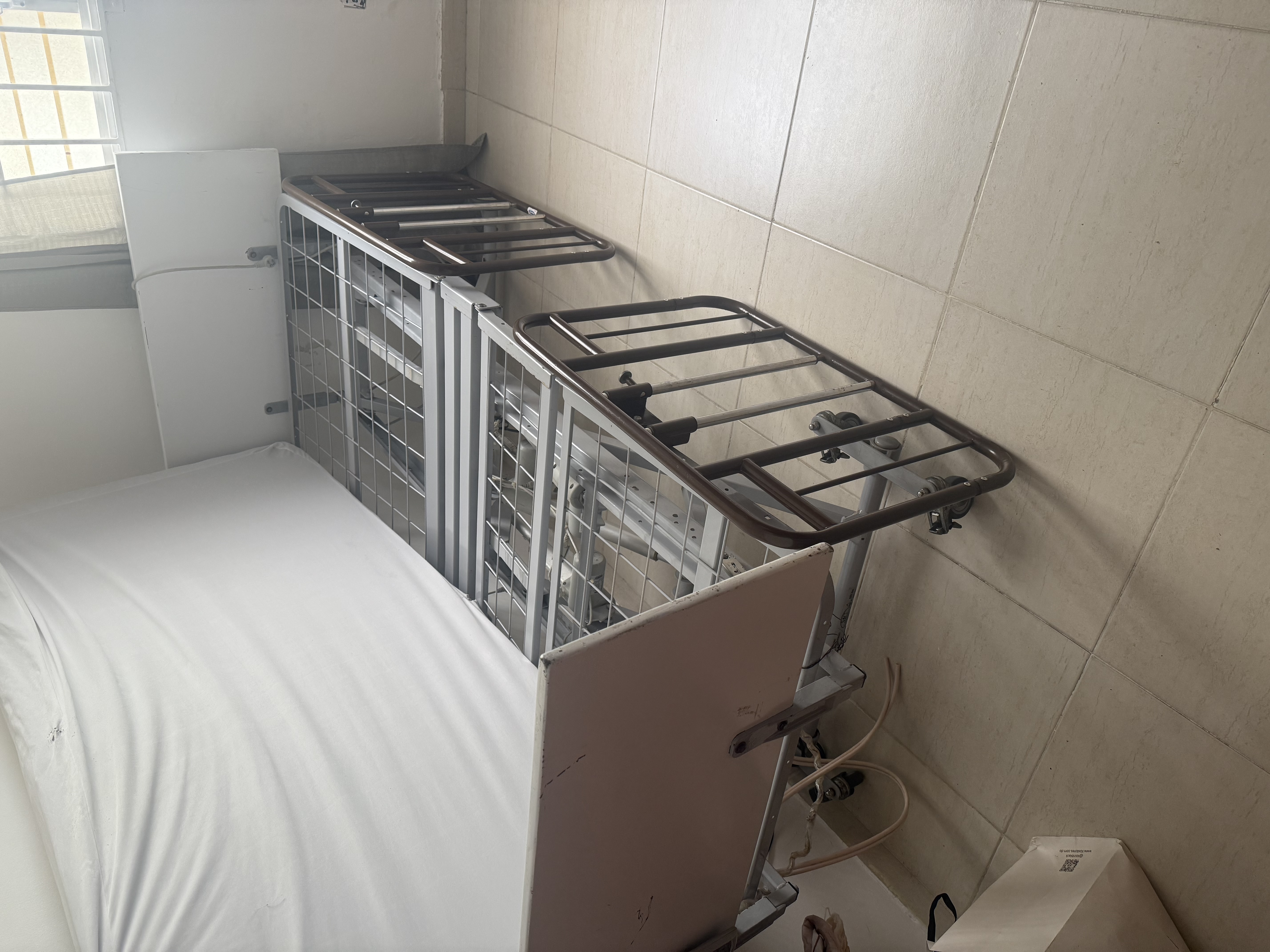 equipos profesionales - Vendo cama de hospital  3