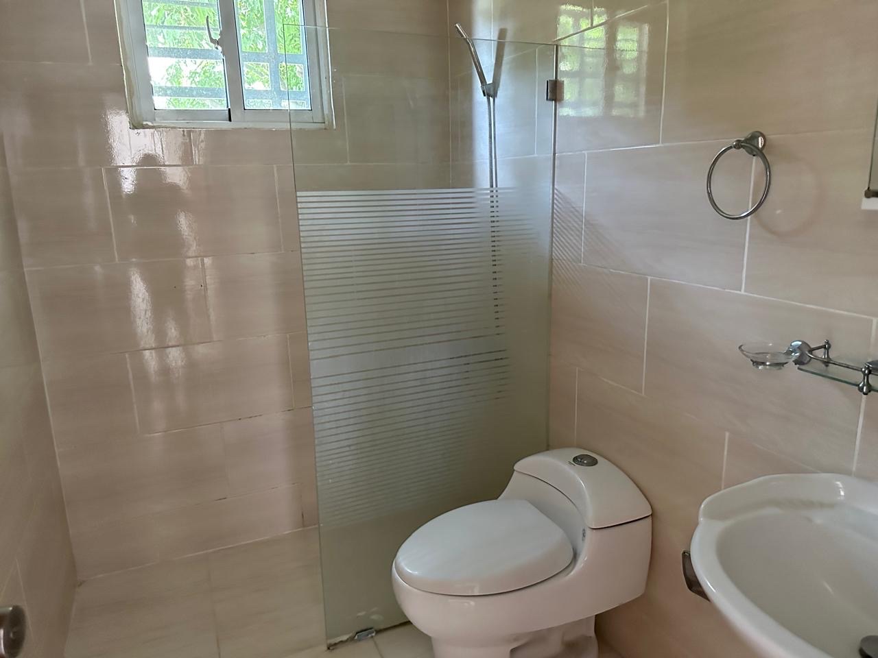 apartamentos - venta de apartamento en Alma Rosa 1 2do piso con 125mts Santo Domingo este   9