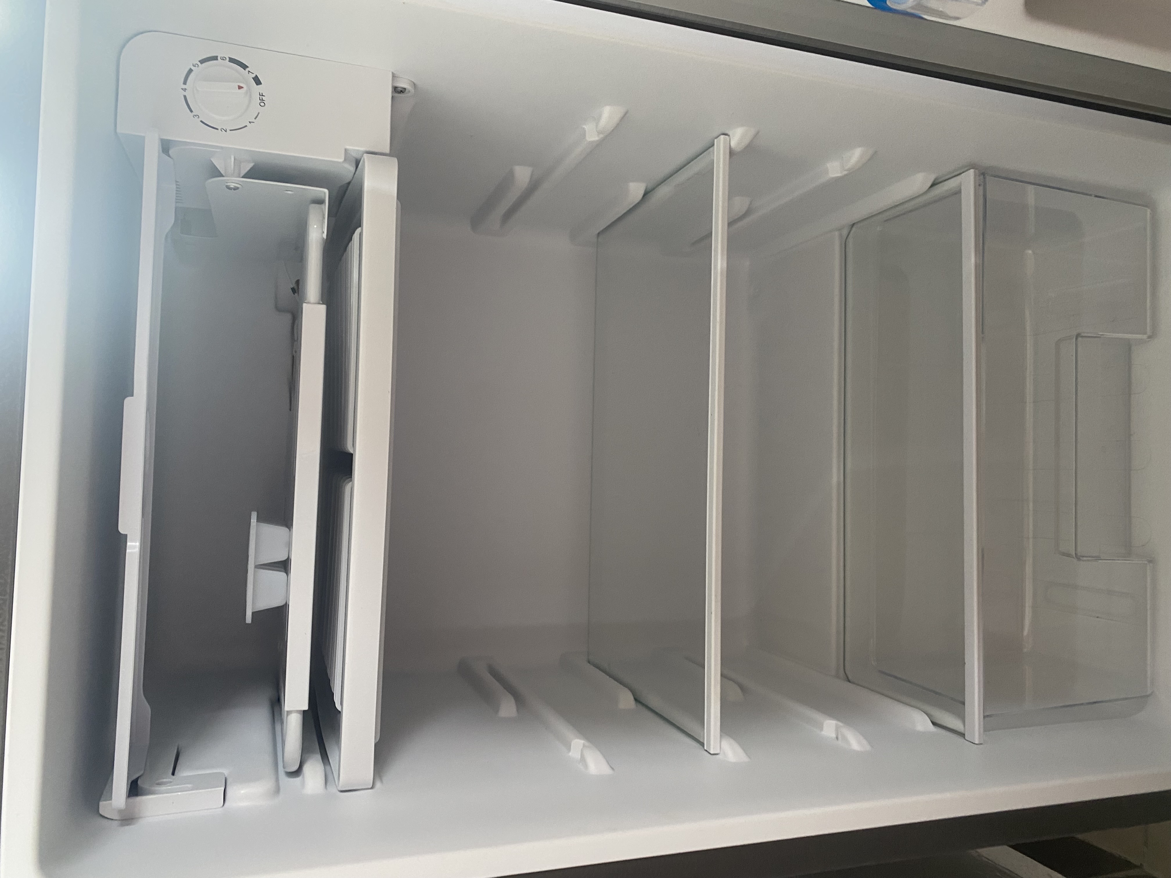 electrodomesticos - Nevera ejecutiva American 18’ 3.5 pies cubico NUEVA- LIGERAMENTE NEGOCIABLE 4