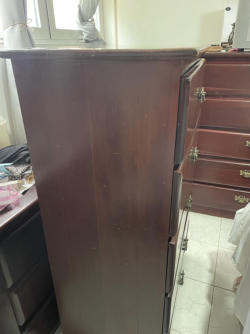 muebles y colchones - Gavetero 100% Caoba 1