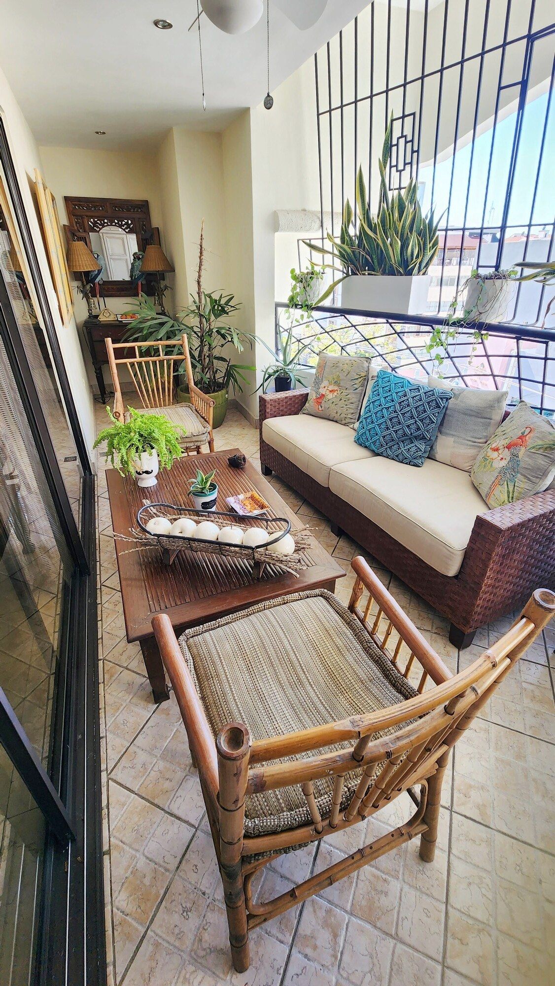 apartamentos - Se alquila apartamento clásico en Naco  0