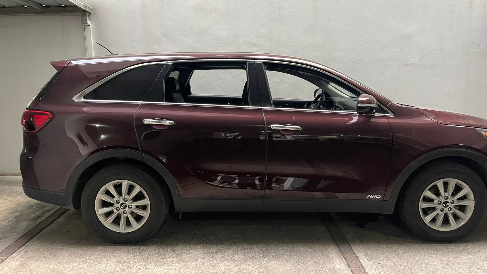 jeepetas y camionetas - Kia Sorento LX 2019, AWD, Leather 2