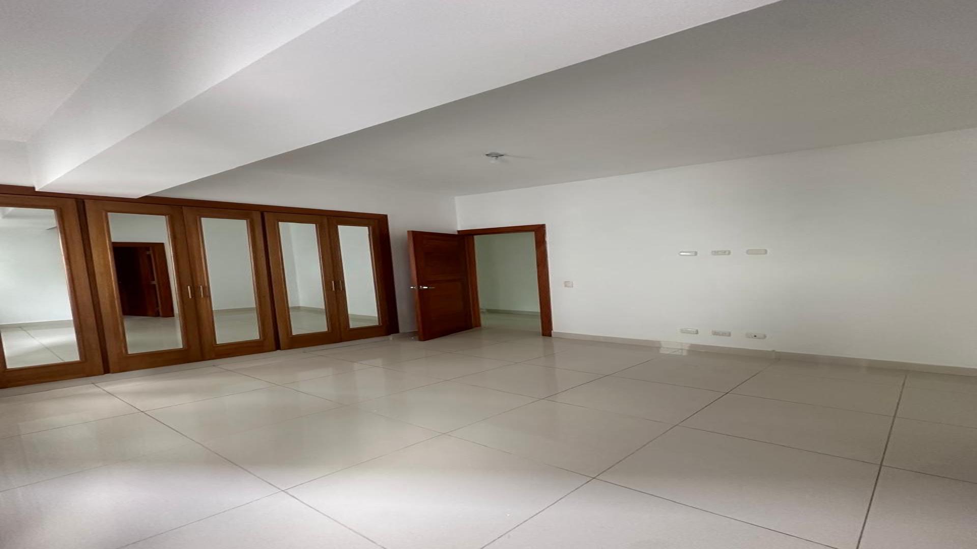 apartamentos - Rento amplio apartamento 3 habitaciones,2 parqueos amplio balcón 3