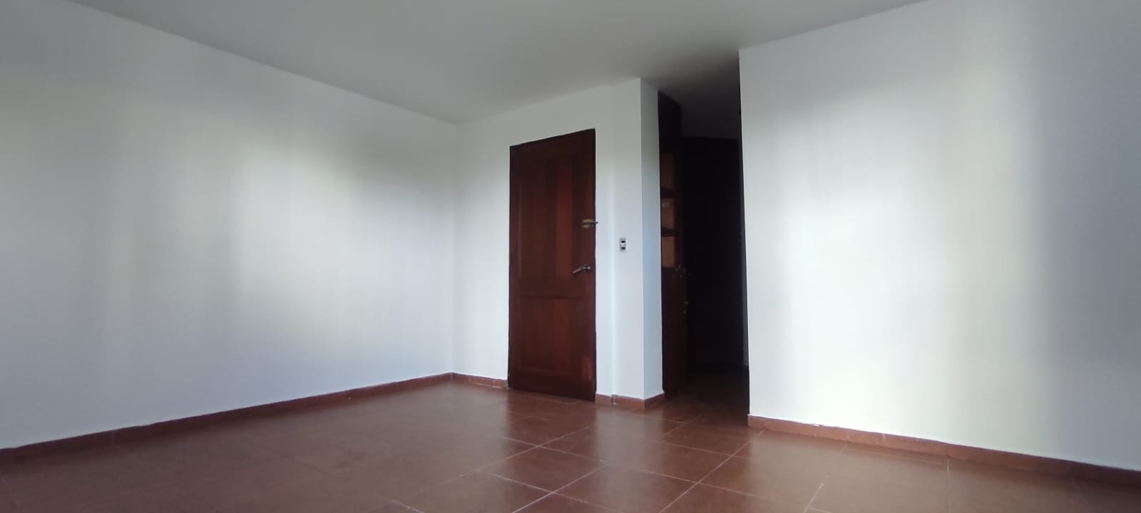 oficinas y locales comerciales - Oficina Bien Ubicada en la 27 de Febrero 120m2 3