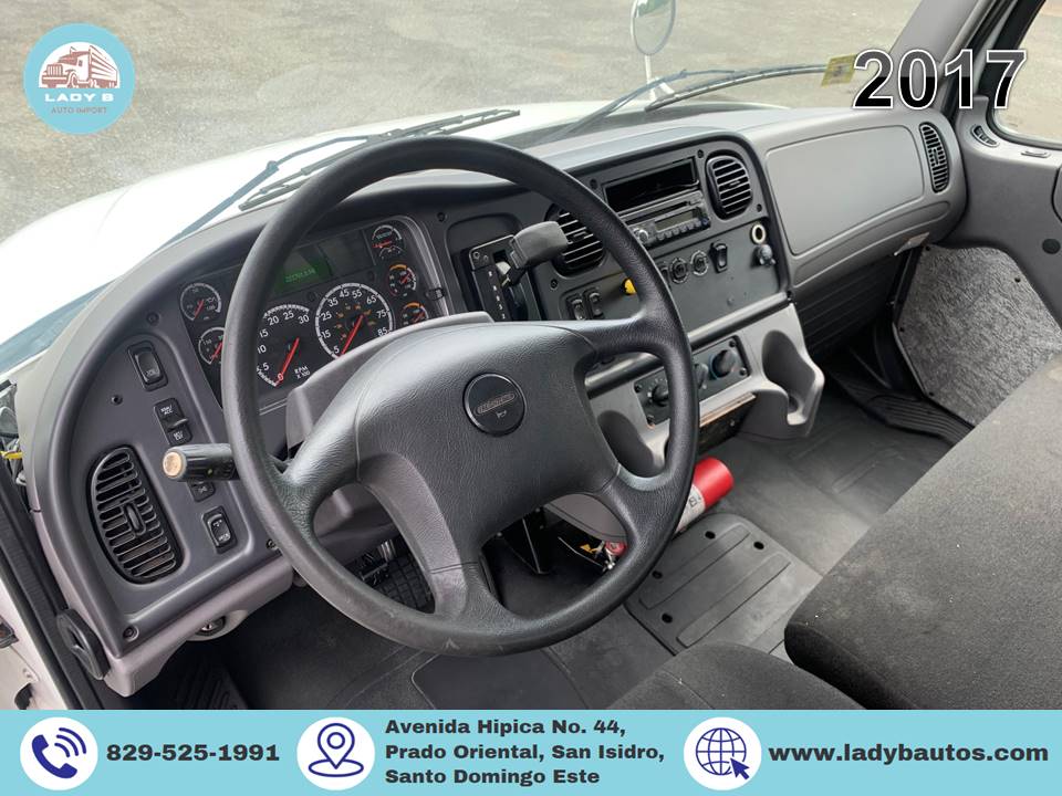 camiones y vehiculos pesados - FREIGHTLINER M2 106 2017 6