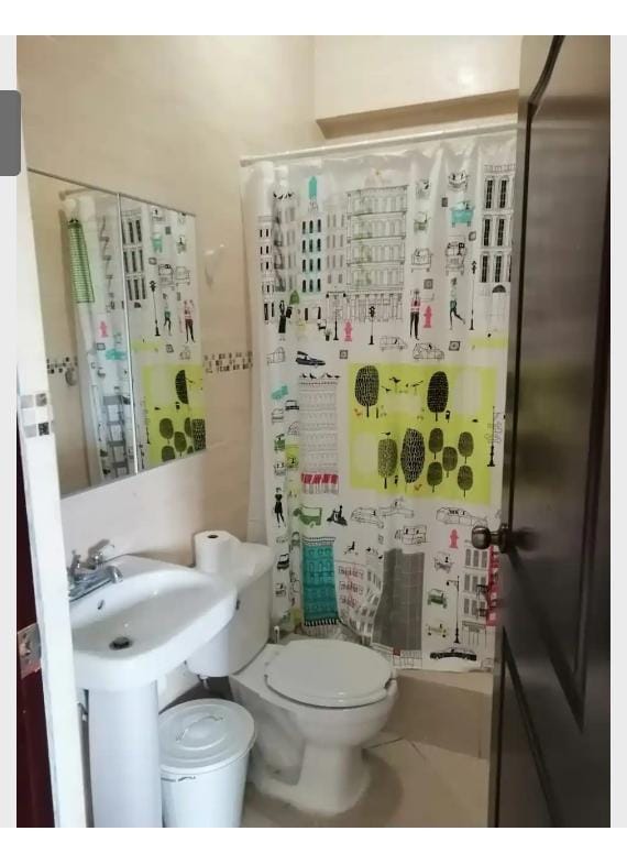 apartamentos - Alquilo apto En Gazcue Sin muebles  3