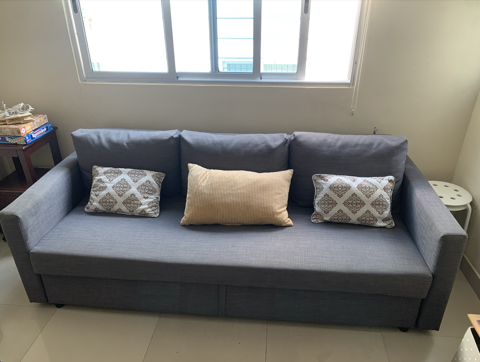 muebles y colchones - Mueble sofa gris Ikea 3 plazas como nuevo 0