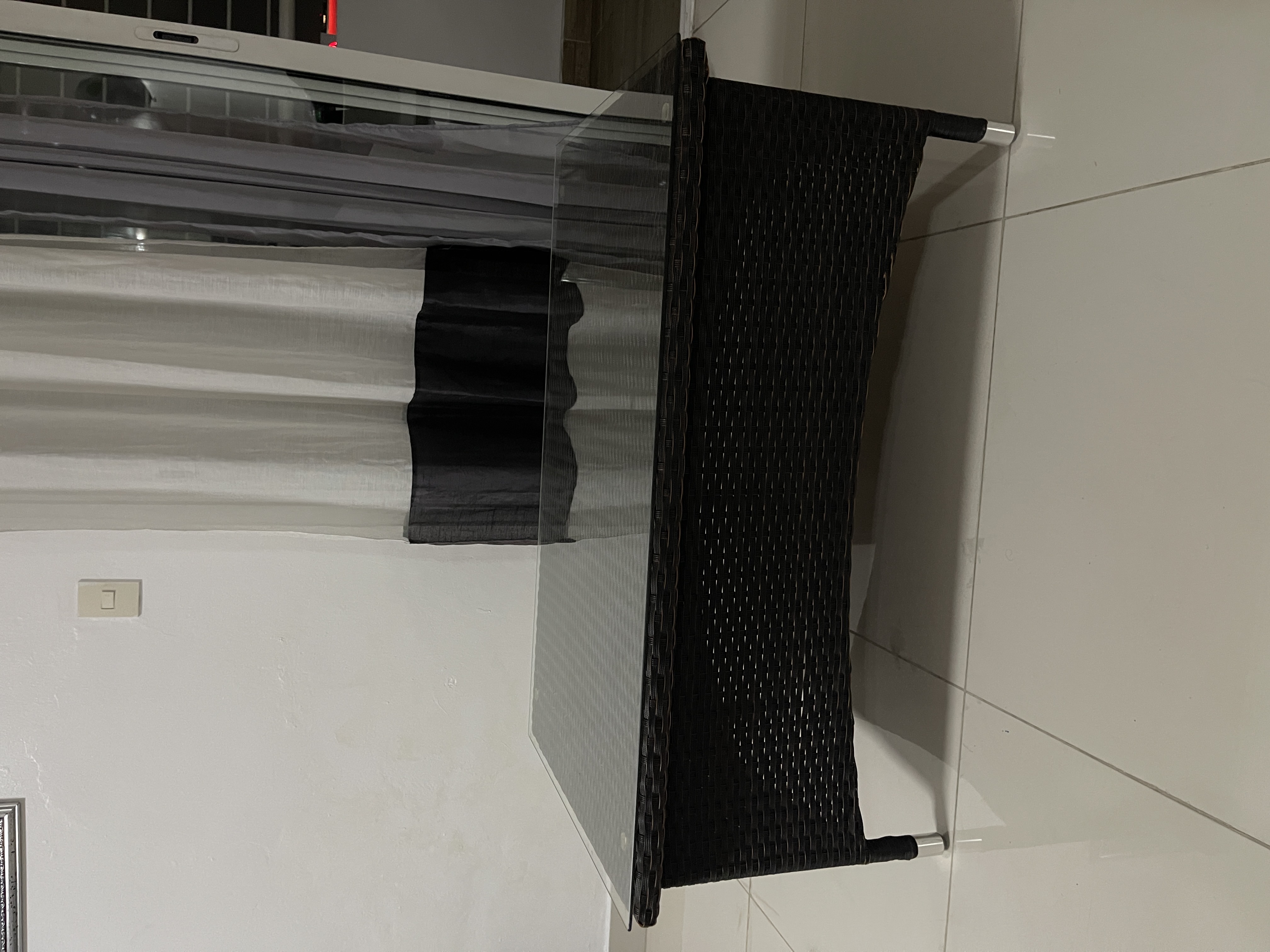 muebles y colchones - Mesa 1