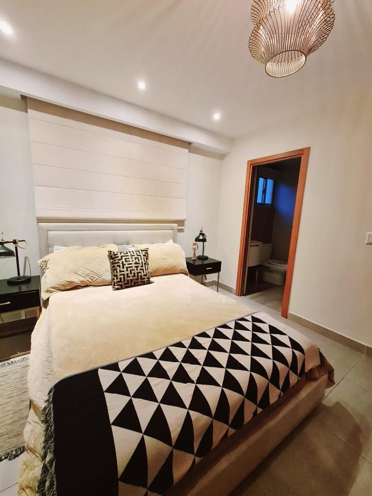 apartamentos - Alquiler Amueblado en Piantini 1