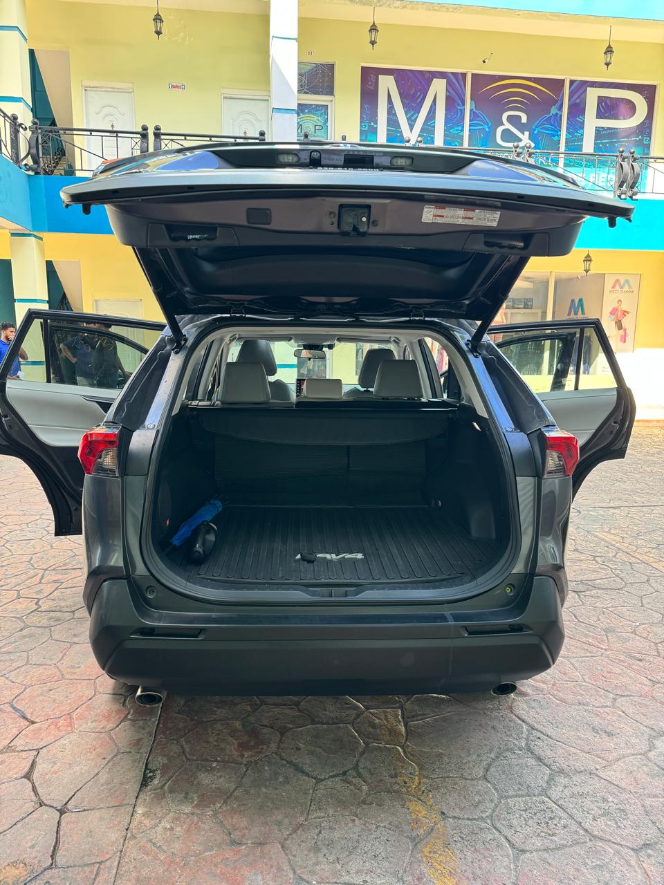 jeepetas y camionetas - Toyota rav4 2022 xle premium  4
