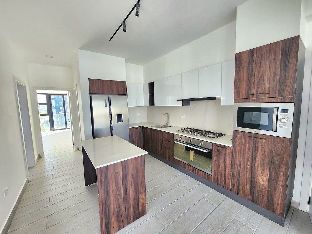 apartamentos - Piso alto de renta en La Esmeralda 0