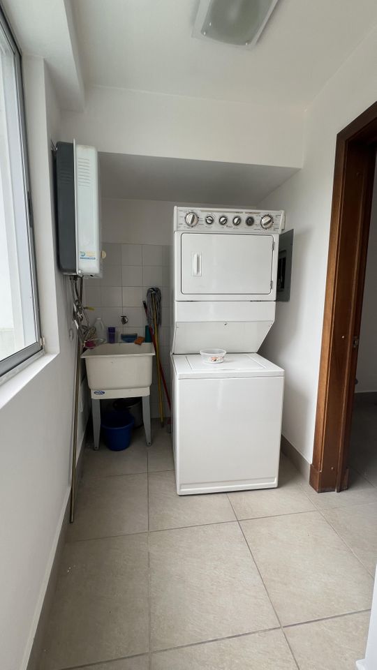 apartamentos - Alquilo Naco coqueto apto de 1 hab amueblado 