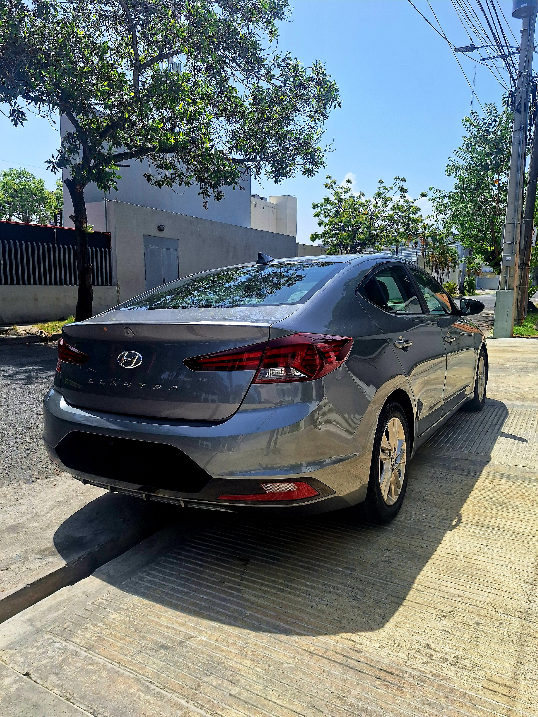 carros - Elantra SEL 2019 3