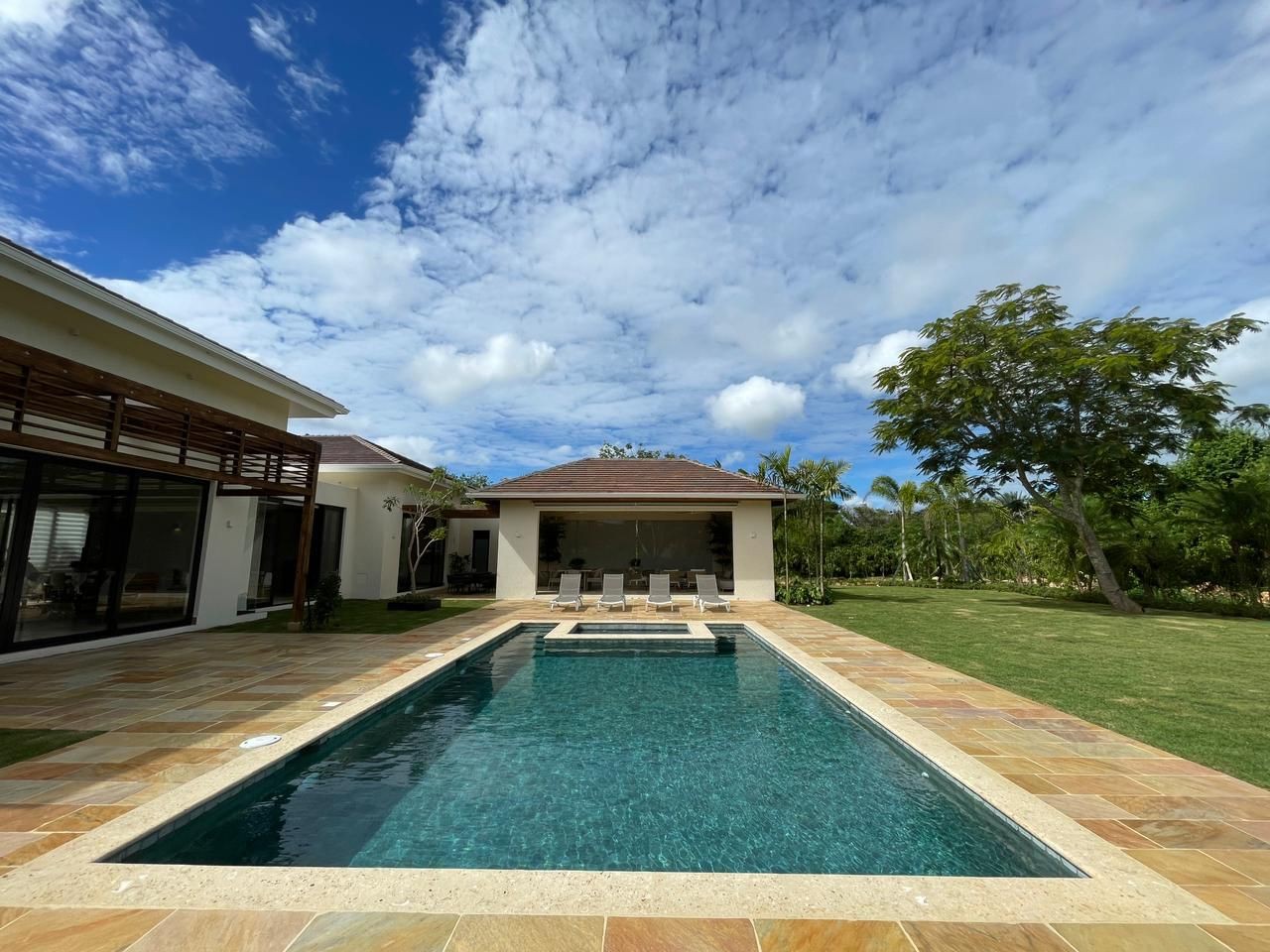 casas vacacionales y villas - Impresionante Villa en Casa de Campo 0