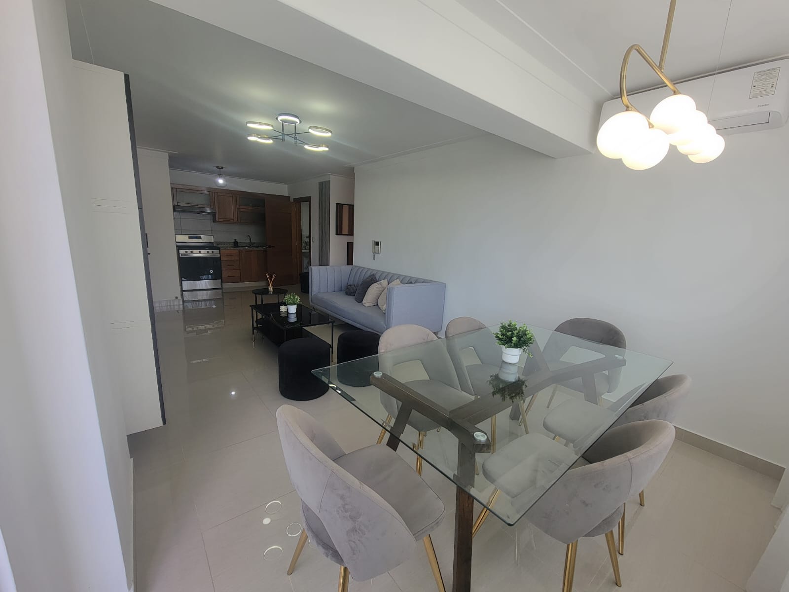 apartamentos - Venta de apartamento amueblado en Bella Vista 8