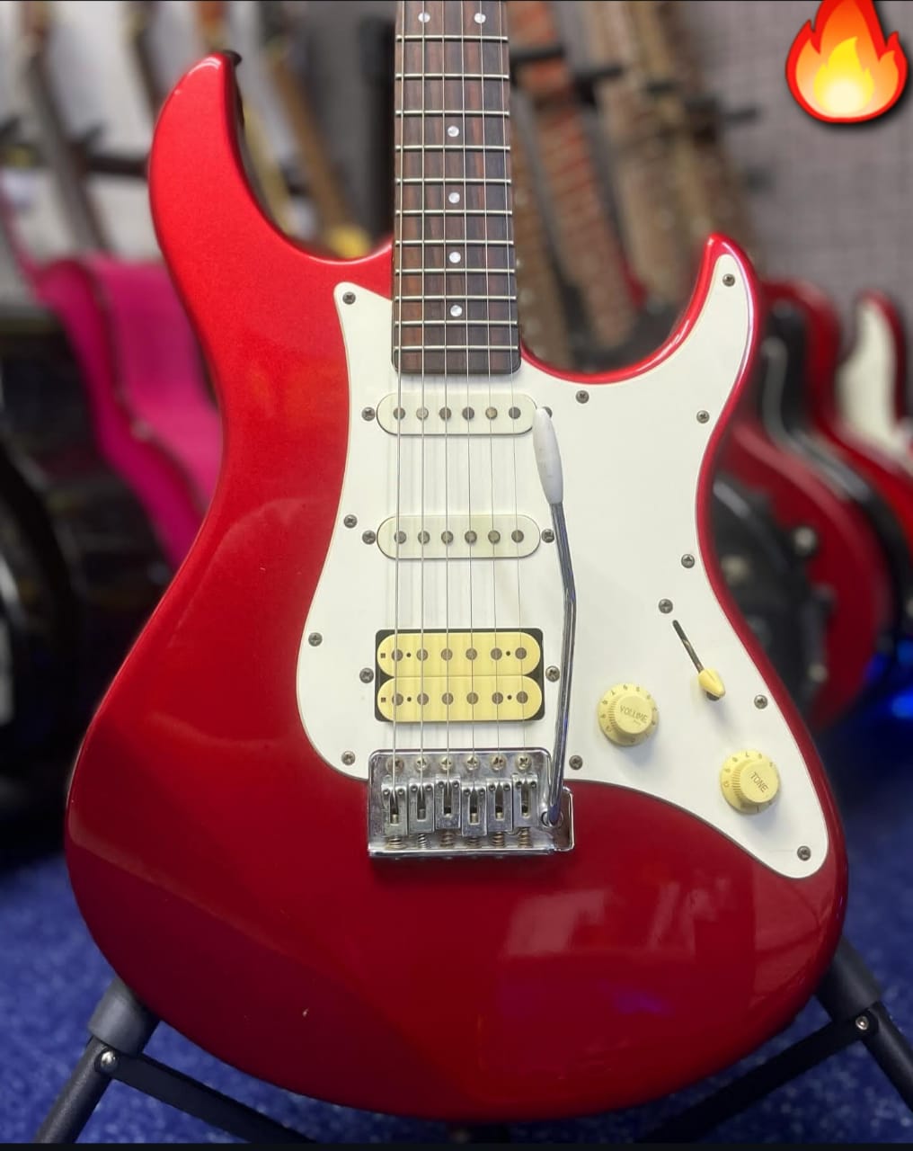 instrumentos musicales - Guitarra electrica Yamaha Pacifica 012