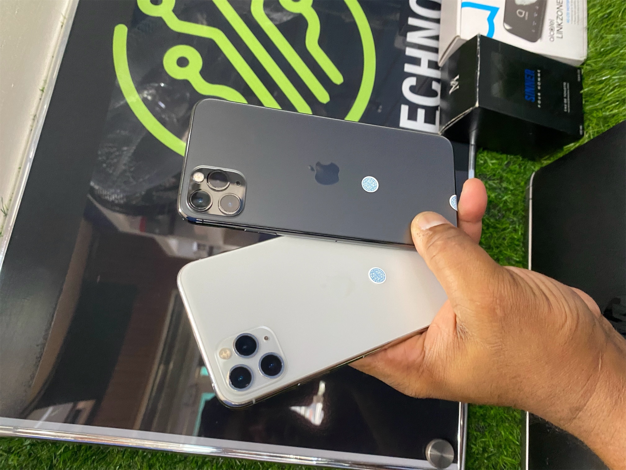 celulares y tabletas - iphone 11 pro max  4