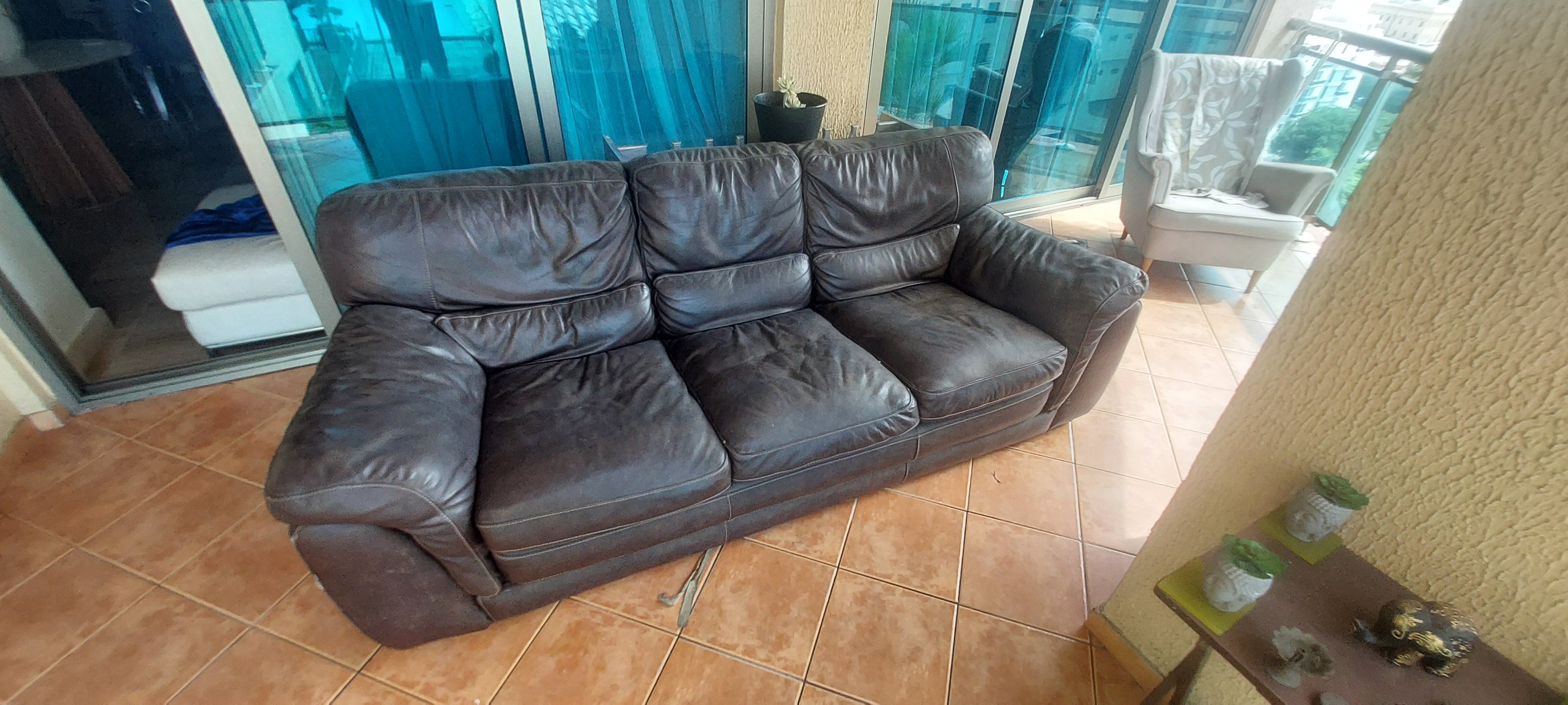 muebles y colchones - mueble usado en piel real
19,000 pesos