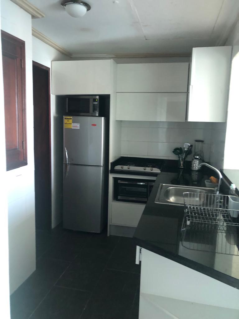 apartamentos - Hermoso apt amueblado frente al mar 6
