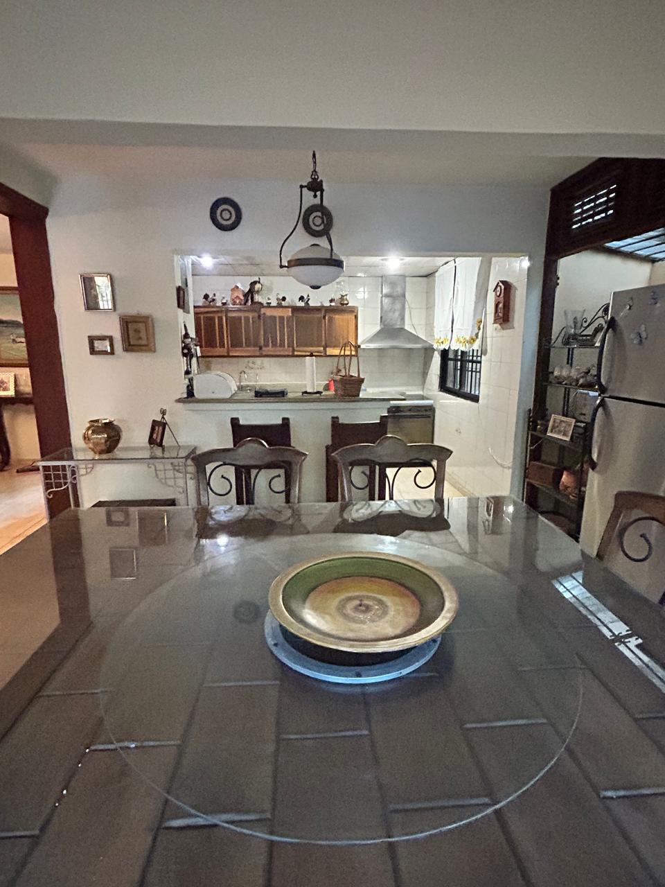 casas - Vendo casa en la Av. Independencia  9