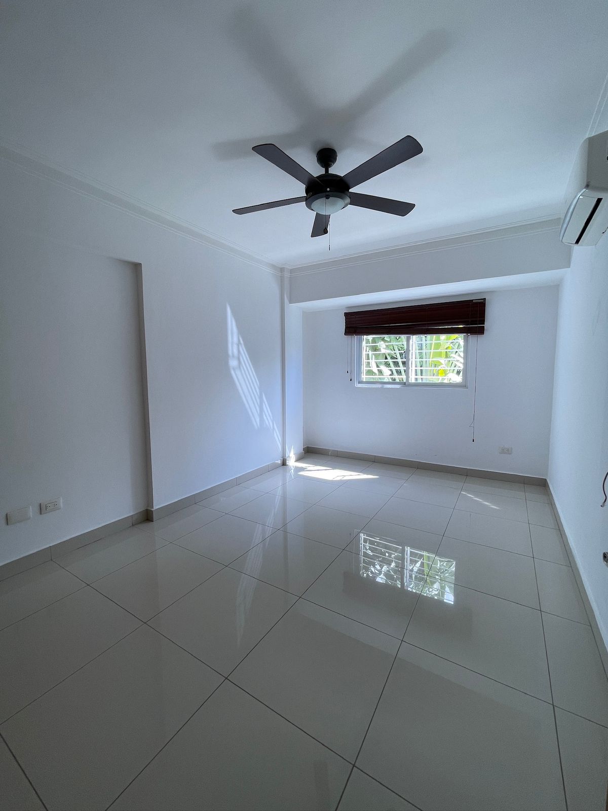 apartamentos - 🏡 Apto en alquiler –Restauradores  US$985 7