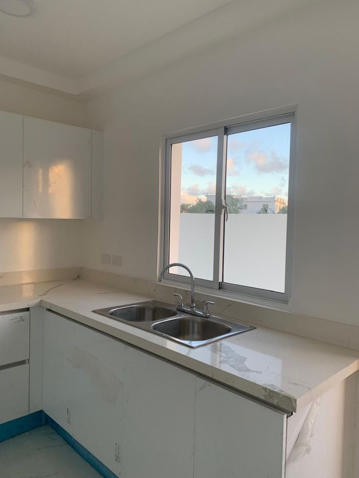 casas vacacionales y villas - Villa en el Residencial bavaro Punta Cana Nueva 6