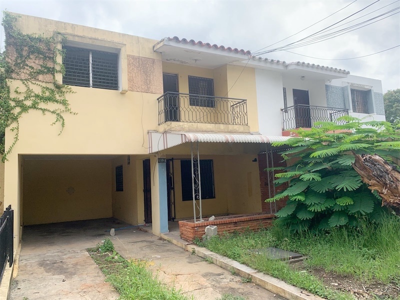 casas - Propiedad comercial en alquiler  1