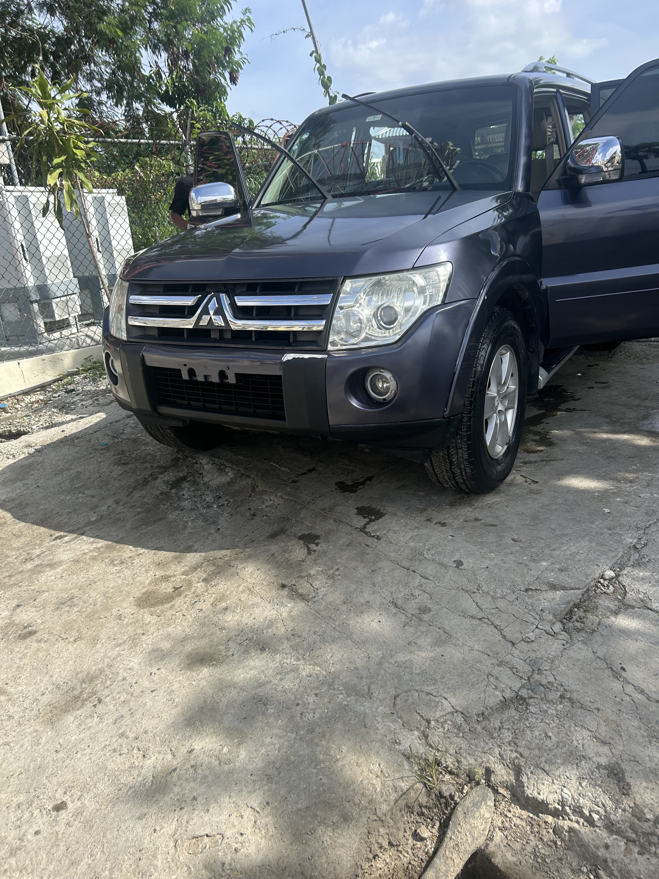 jeepetas y camionetas - Mitsubishi Montero 2008 Diesel  8