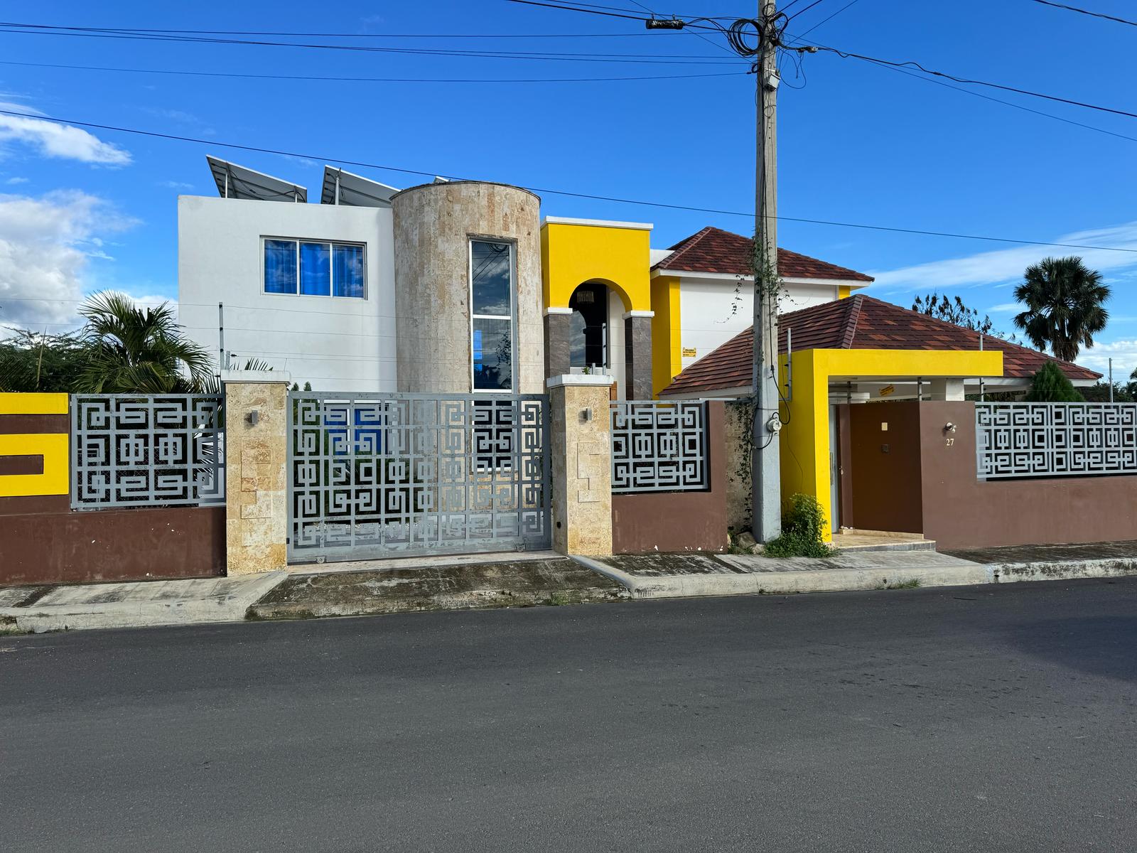 casas - Hermosa casa venta  en Villa González ,Santiago 