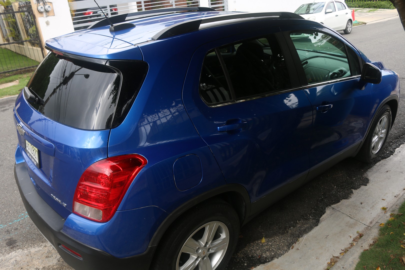 jeepetas y camionetas - Jeepeta TRAX LT Requiero vender por cambio de residencia 2