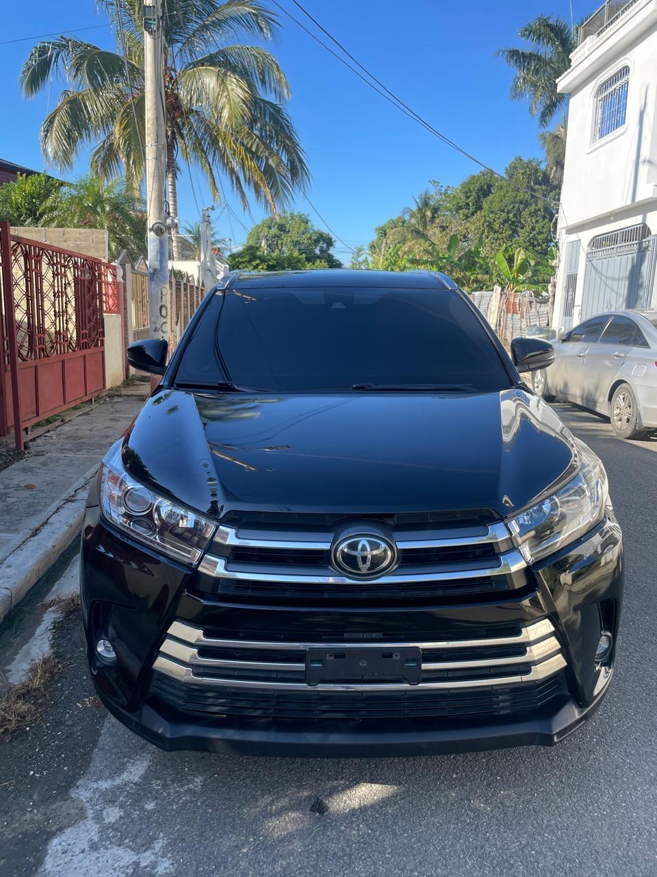 jeepetas y camionetas - Toyota Highlander limited. 1