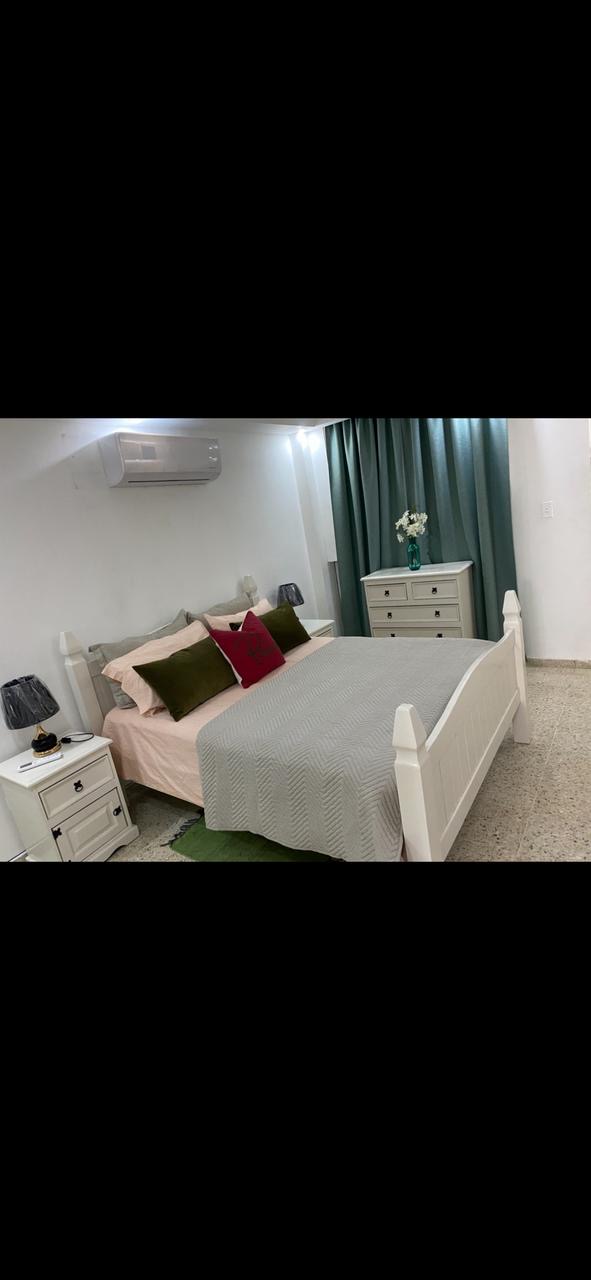 apartamentos - Apto amueblado con una habitación, tercer piso 3