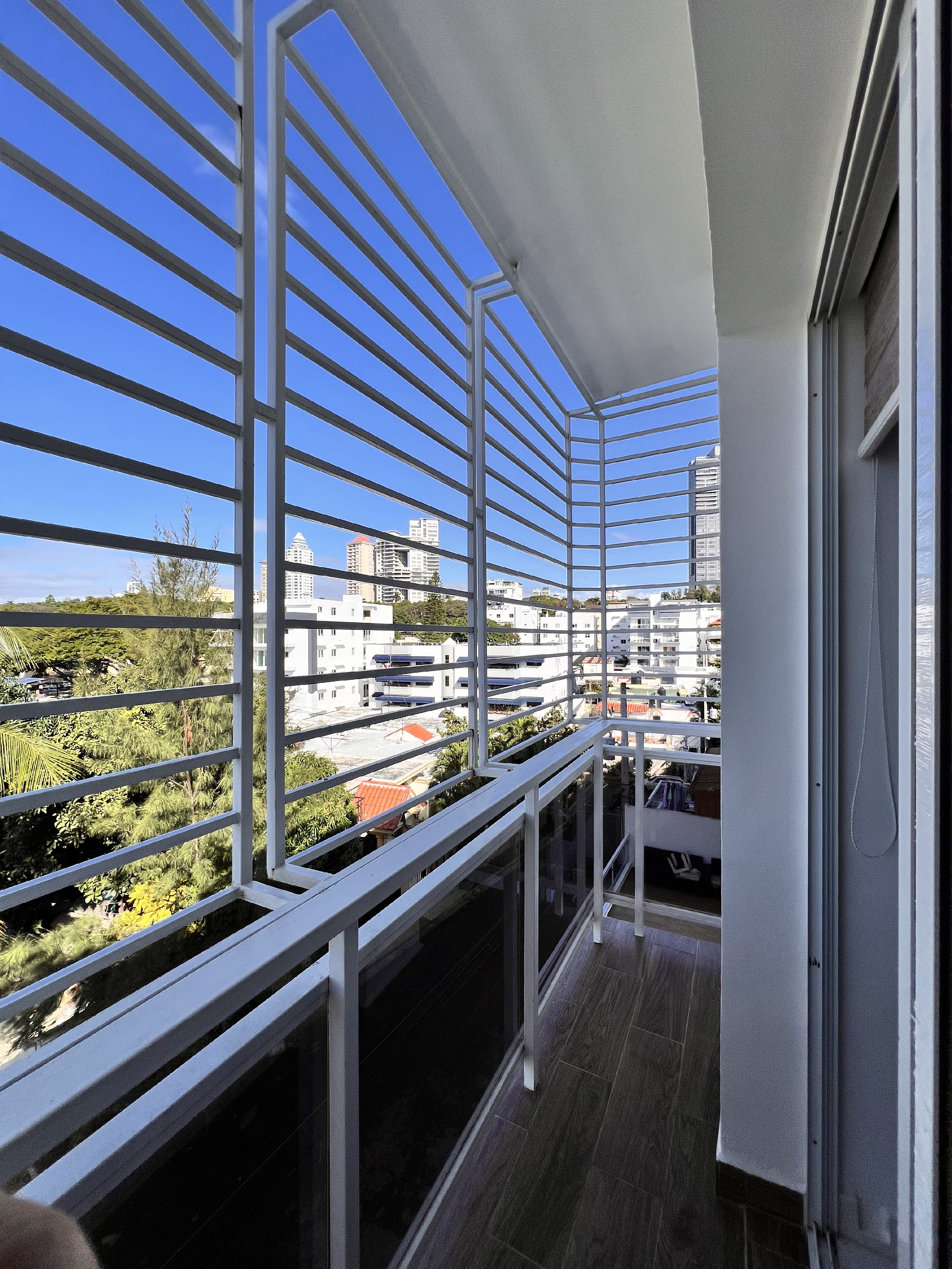 apartamentos - Vendo acogedor apartamento 2 habitaciones 2 baños 1 parqueo ascensor planta full 7