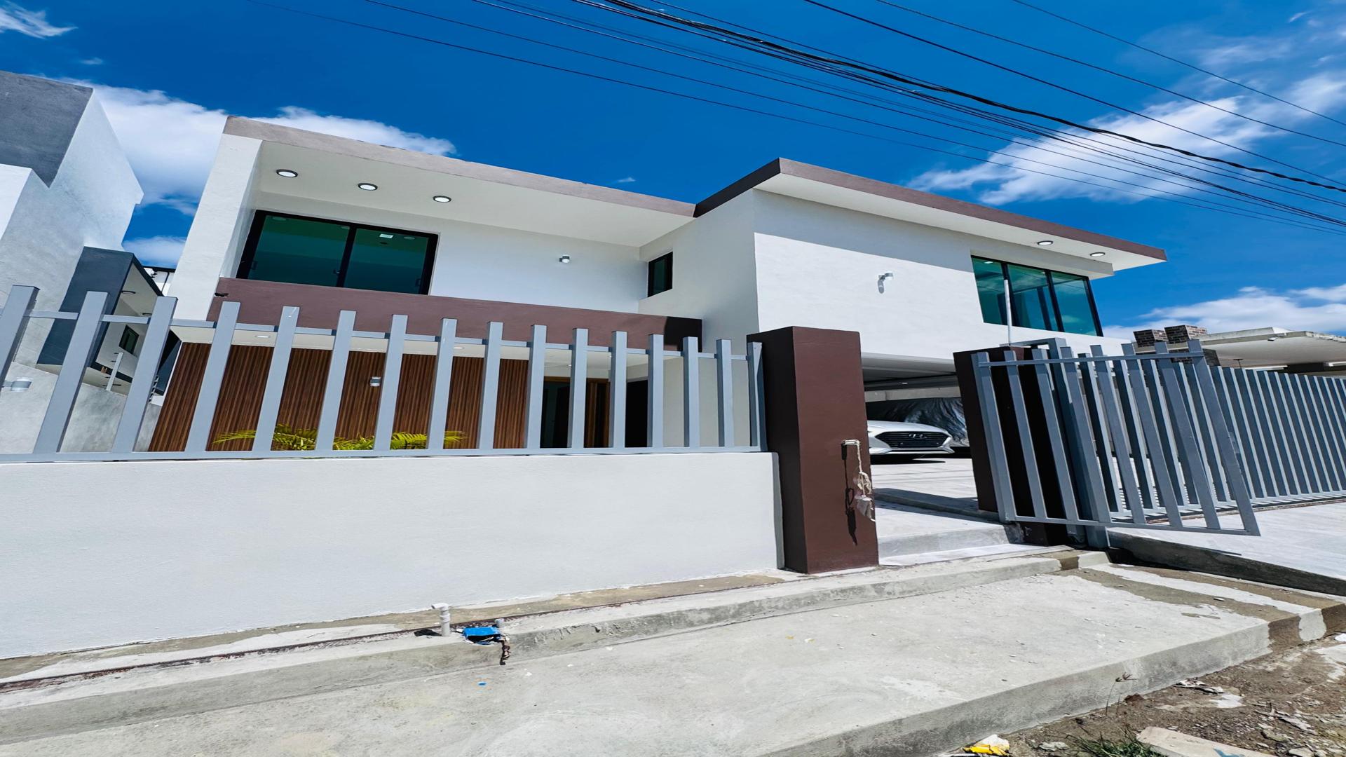 casas - CASA EN VENTA EN CARR. LICEY, SANTIAGO. 2